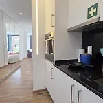 A Proa Do Moliceiro - Iconik Design * Αβέιρο