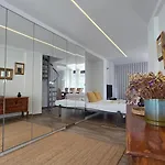 A Proa Do Moliceiro - Iconik Design * Αβέιρο