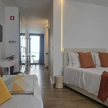 A Proa Do Moliceiro - Iconik Design