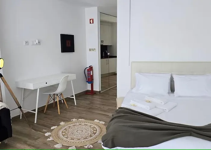 Iconik Design Daire *