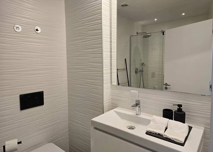 Iconik Design Daire Aveiro