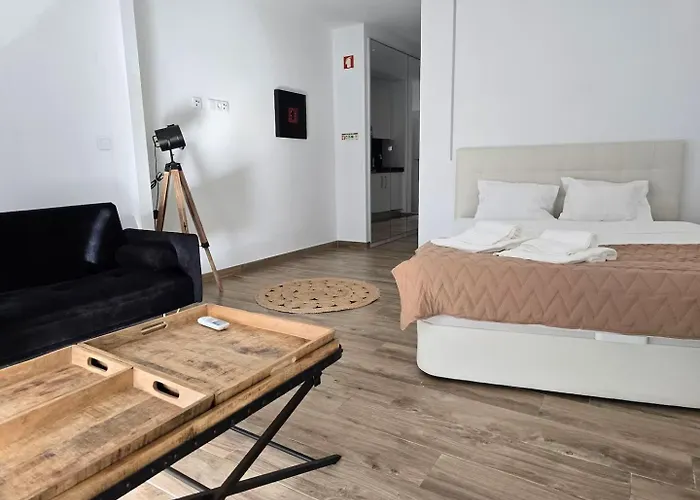 Iconik Design Daire *